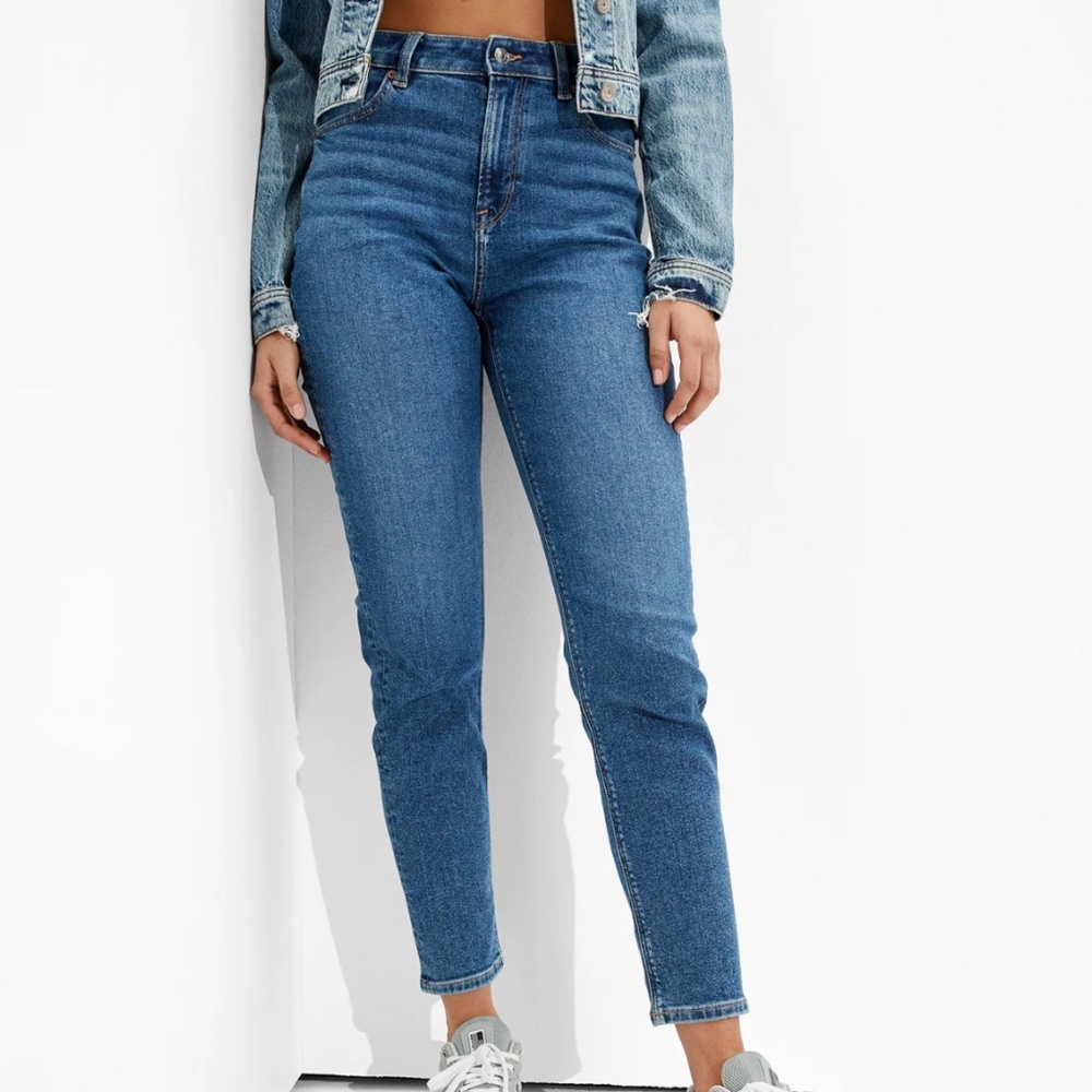 AE mom jeans stretch size 00 Long